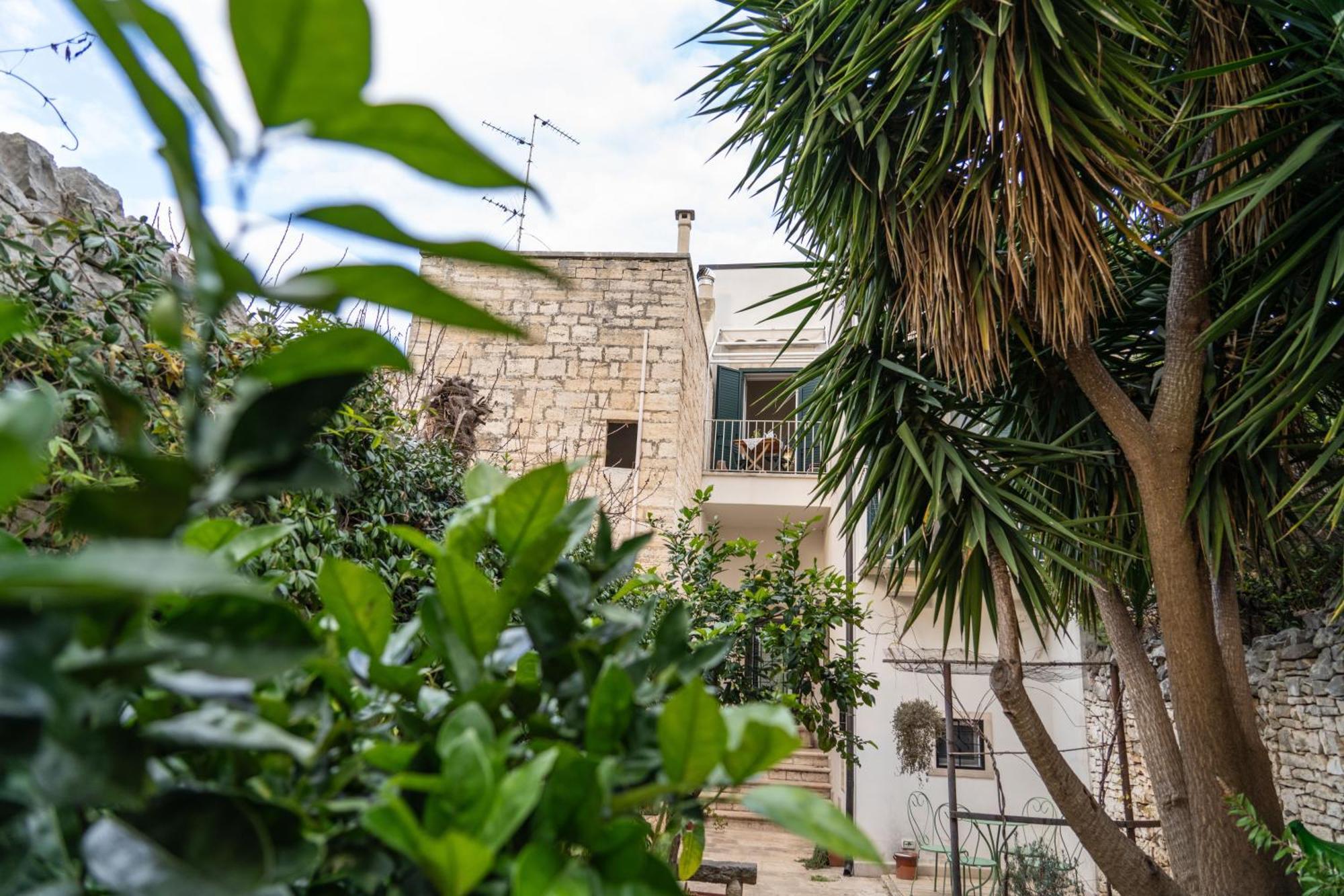 Casa Vacanze Alisei Terlizzi Exteriör bild