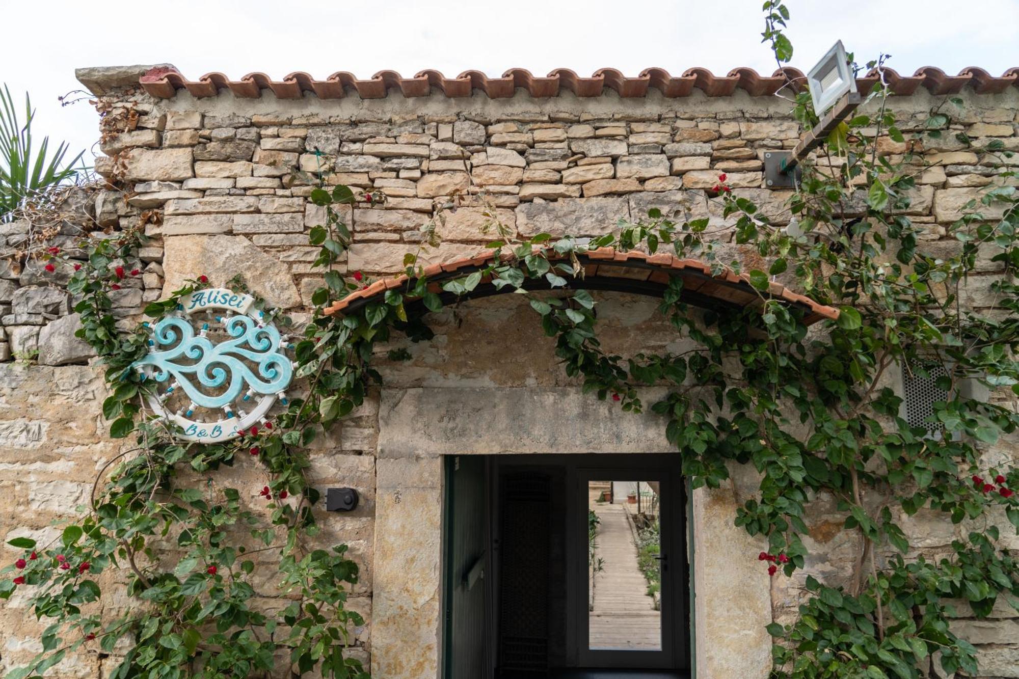 Casa Vacanze Alisei Terlizzi Exteriör bild